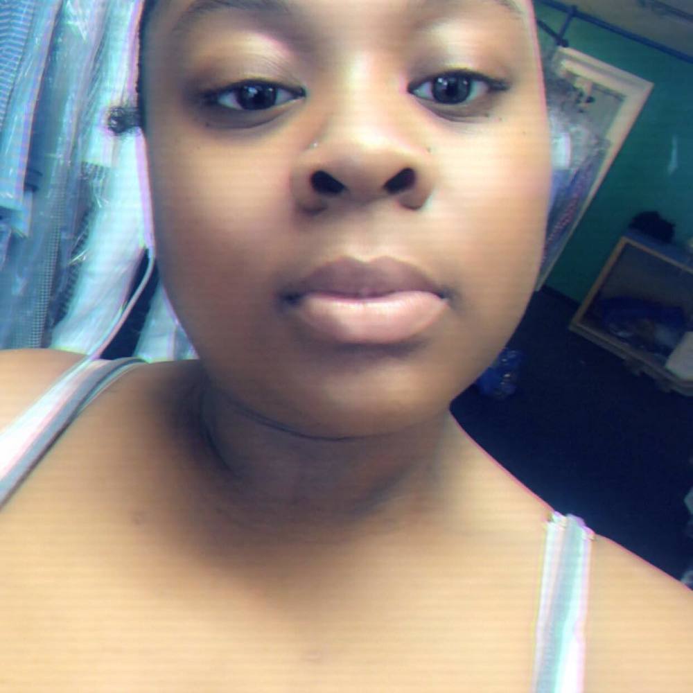 Meet your Posher, Taye